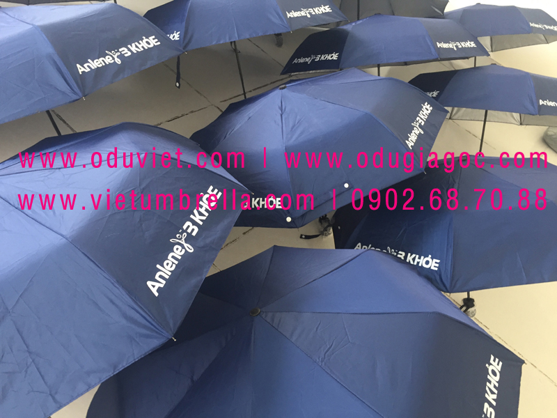 xưởng sản xuất ô dù cầm tay in logo quảng cáo